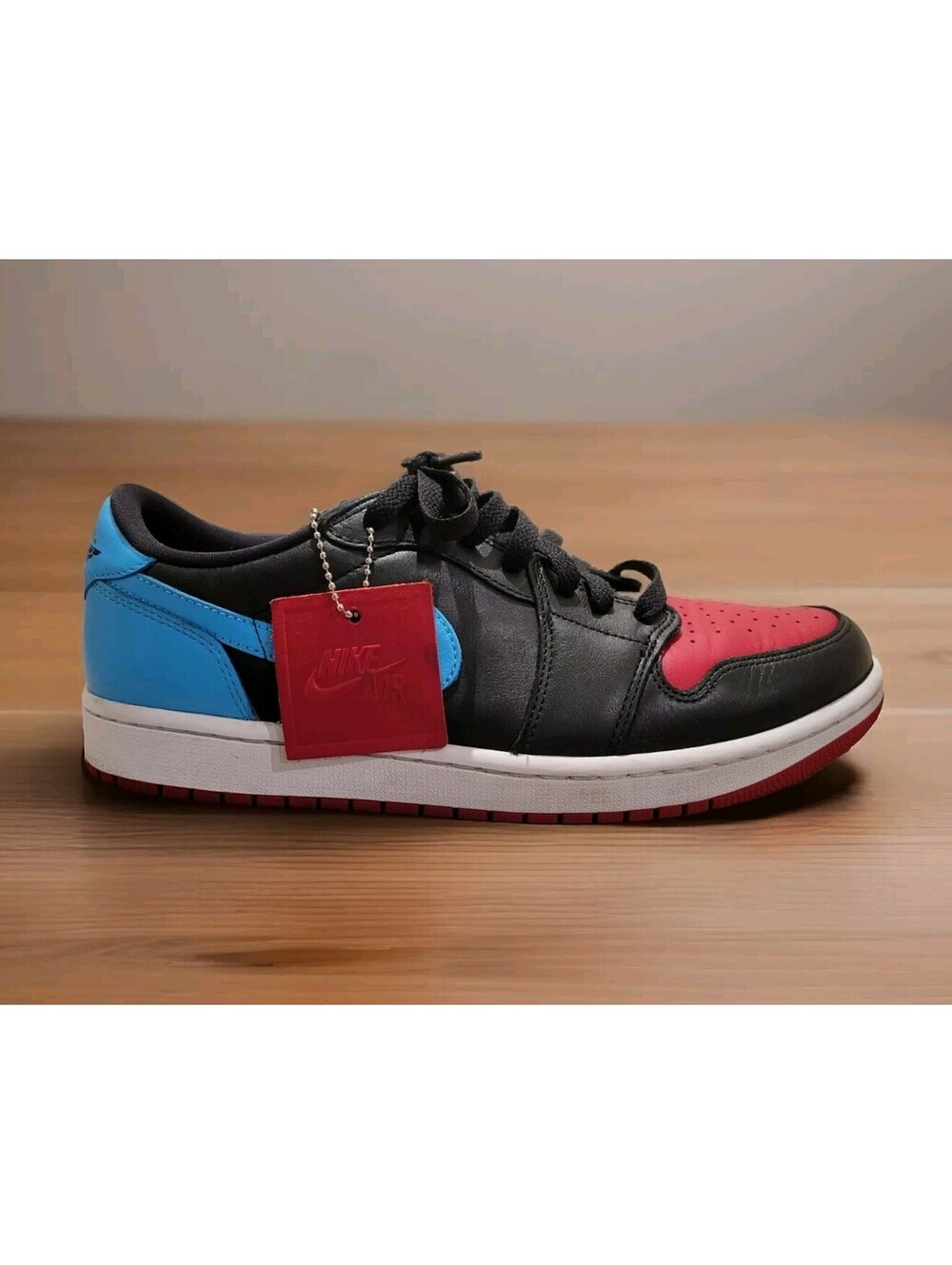 Size 11.5w - Air Jordan 1 Retro OG Low NC to Chi W